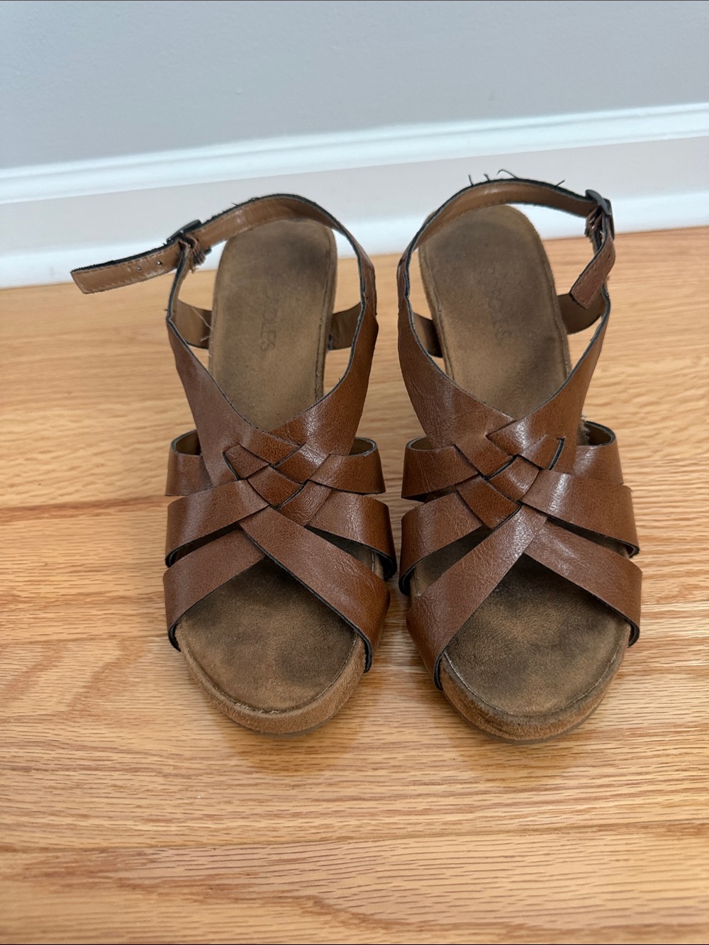 AEROSOLES Women's Brown Woven Leather Wedge Sandals